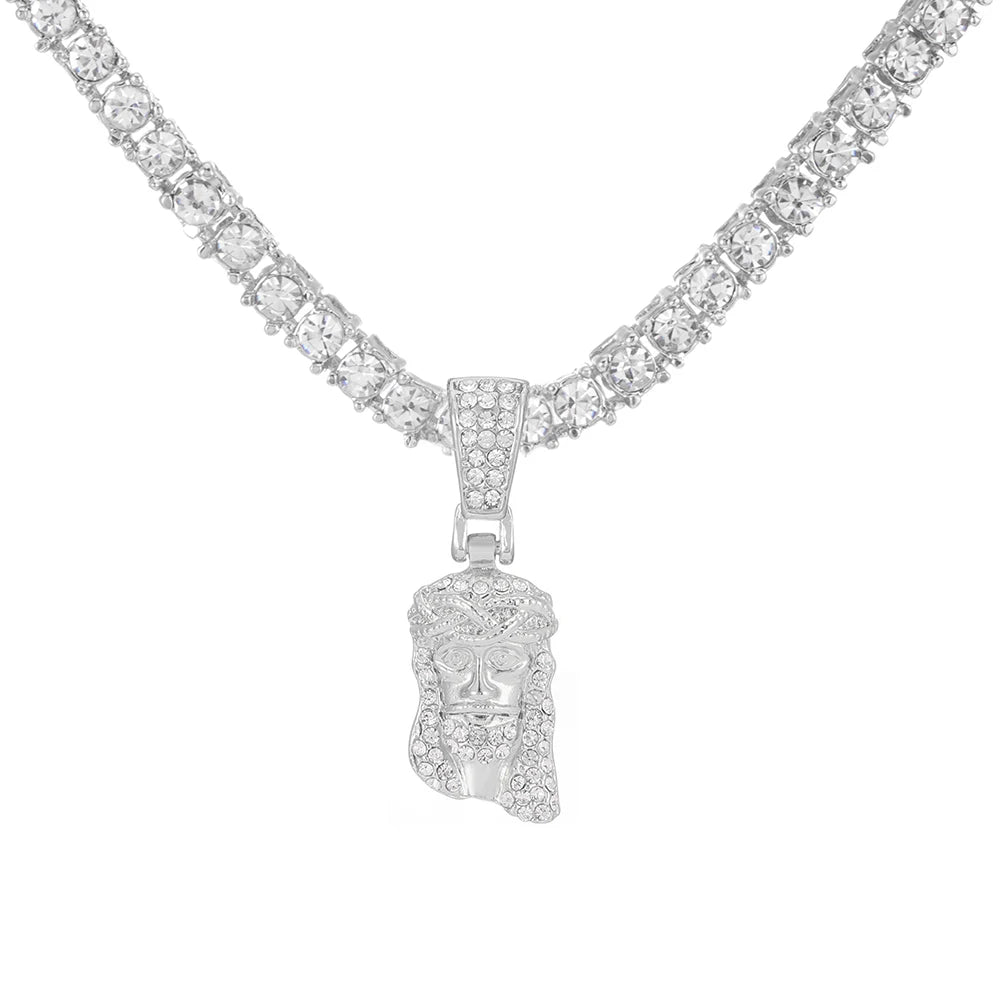 Crown of Luxury" studded necklace